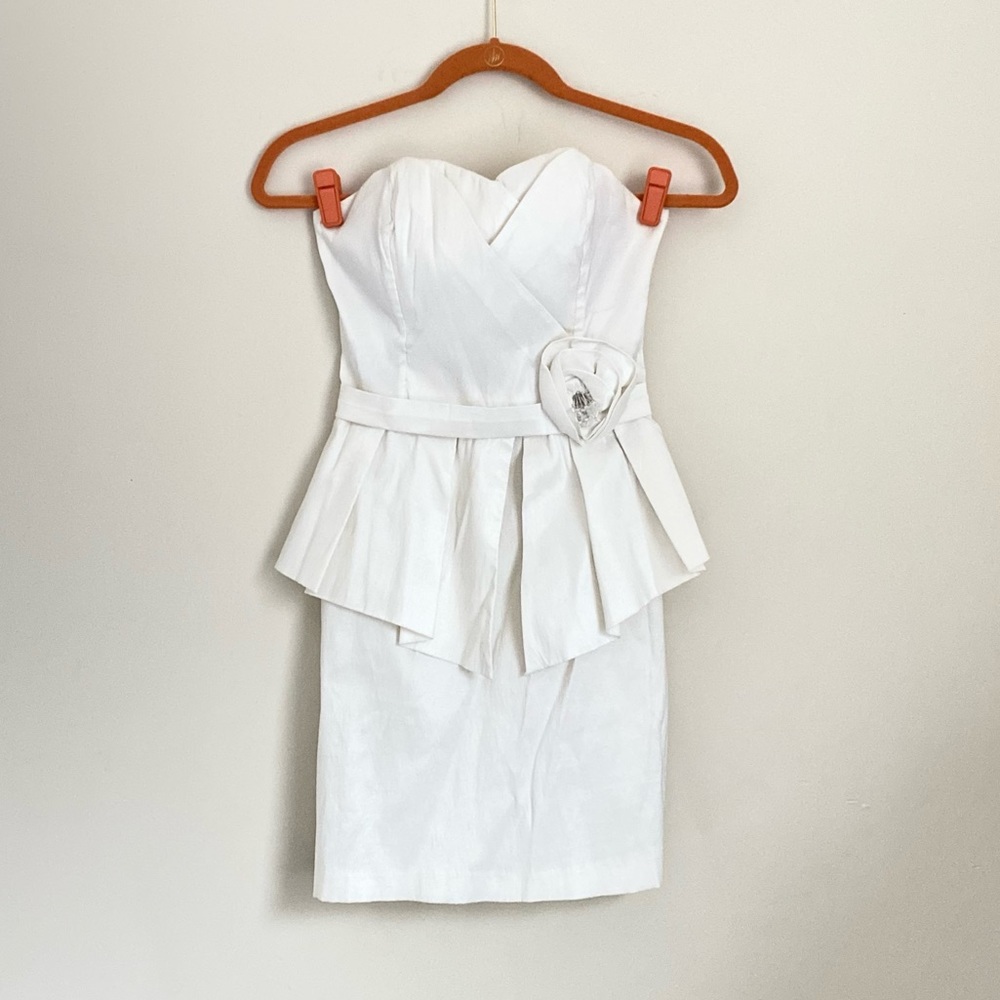 Romeo & Juliet Couture PROM White/Cream Strapless Bodycon Dress // Size S